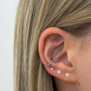 Csillag Mintás Titán Talpas Piercing – 8 mm