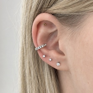S925 Ezüst conch piercing cirkónia kővel