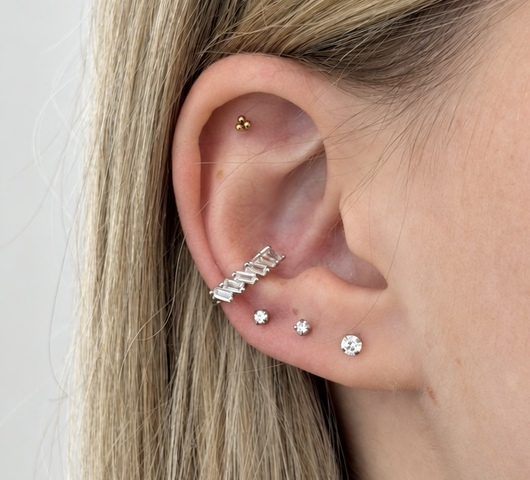 Baguette cirkónia conch piercing – S925 ezüst ékszer