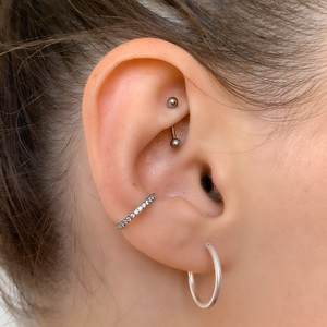 Titán banán piercing