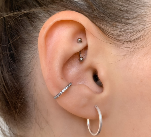 Titán banán piercing