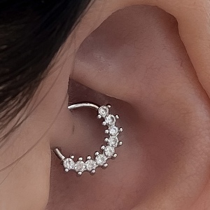 Daith/migrén piercing