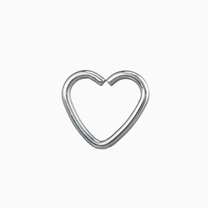 Szív alakú piercing