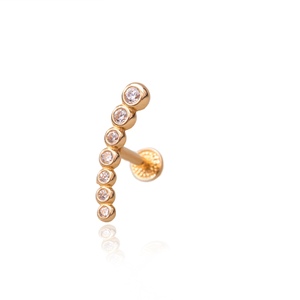 14K sárga arany talpas piercing – íves kialakítás 7 csillogó cirkónia kővel
