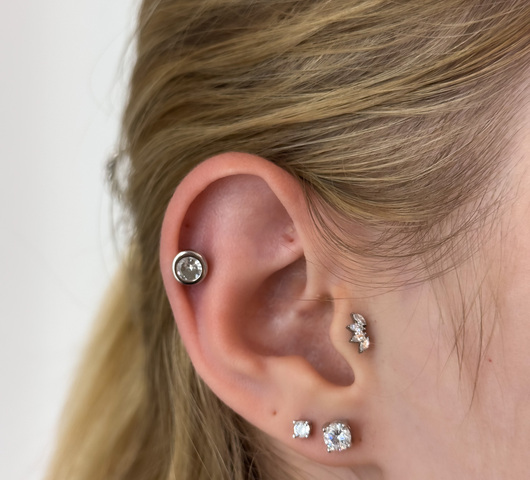 Ezüstből készült piercing