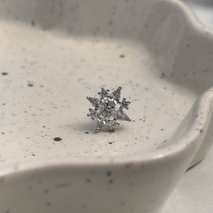 Ezüstből készült piercing