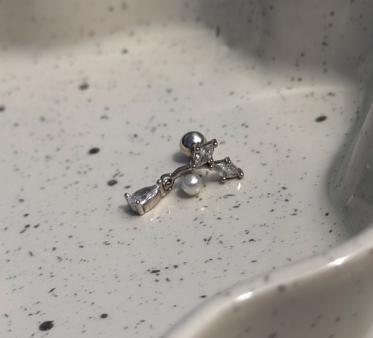 Ezüstből készült piercing