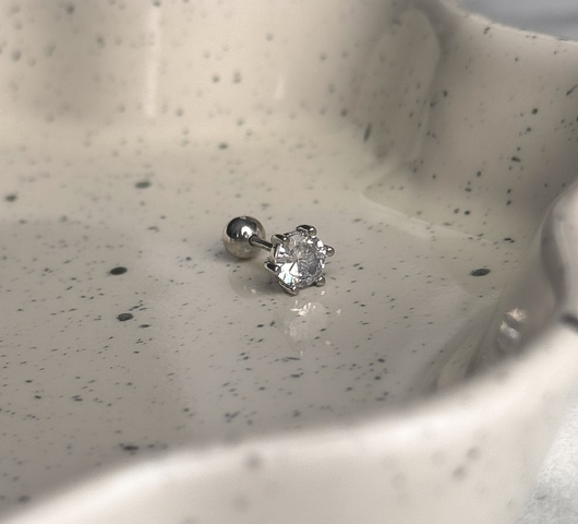 Ezüstből készült piercing