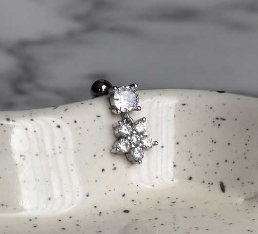 Ezüstből készült piercing