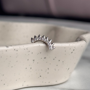 Ezüstből készült piercing Ezüstből készült piercing