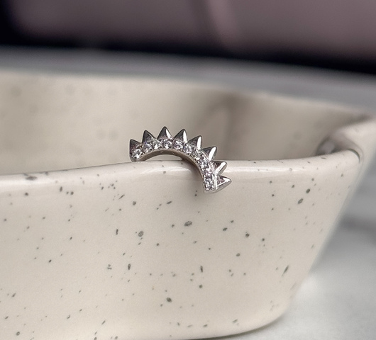Ezüstből készült piercing
