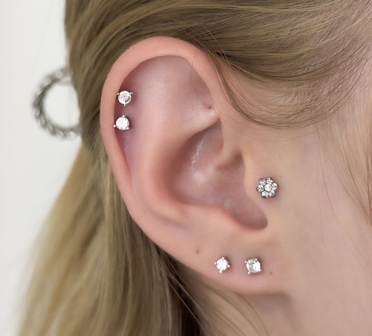 Titán Talpas Piercing