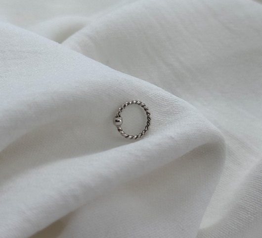 Ezüst karika piercing
