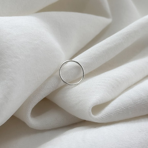 Ezüst karika piercing