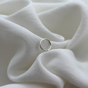 Ezüst karika piercing