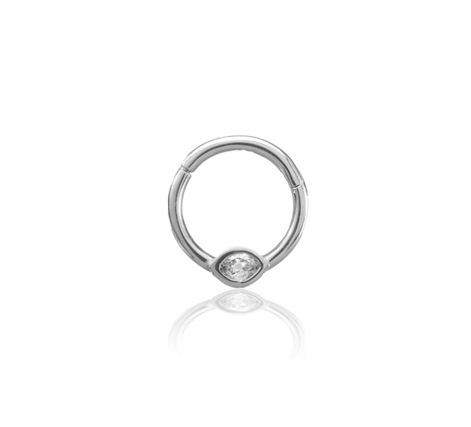 14K fehér arany karika piercing – ovális cirkónia kővel