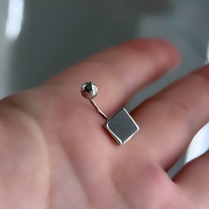 Köldök Piercing K007