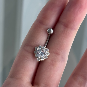 Köldök Piercing K018