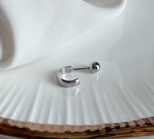 Ezüstből készült piercing