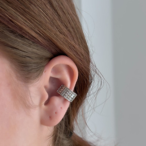 Ezüst conch piercing