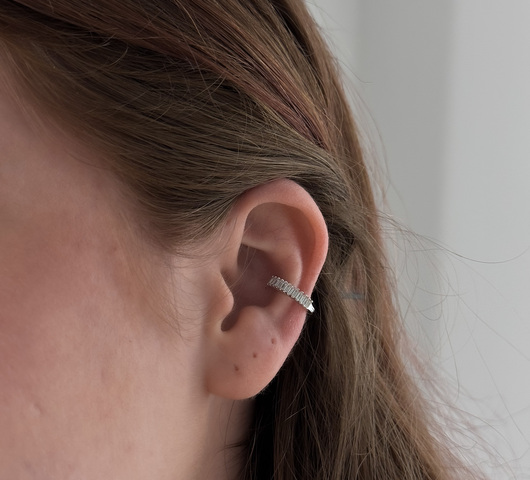 Baguette cirkónia conch piercing – S925 ezüst ékszer
