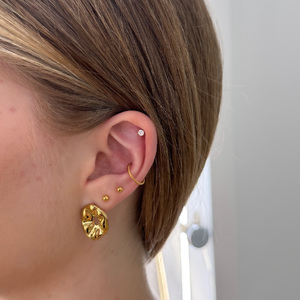 Csavart titán fülékszer Conch/Helix/Fülbevaló