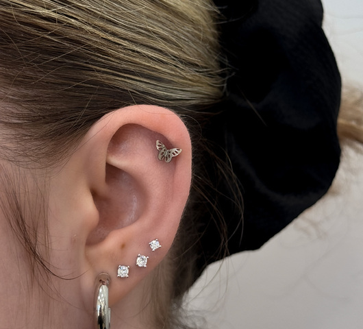 Pillsngó mintás titán talpas piercing