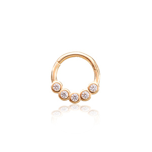 14K sárga arany karika piercing – kör alakú cirkónia kövekkel díszítve