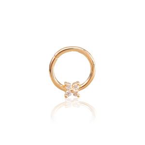 14K sárga arany karika piercing – virág alakú cirkónia kövekkel díszítve