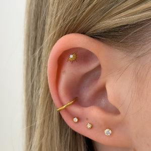 Naplemente Titán Talpas Piercing Cirkónia Kővel – 8 mm