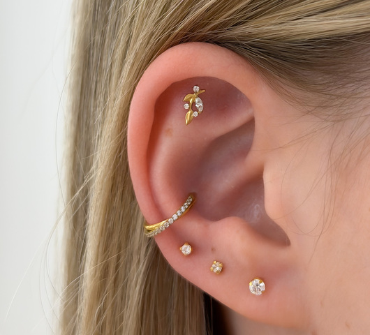 Leveles Titán Talpas Piercing Cirkónia Kövekkel – 6 mm
